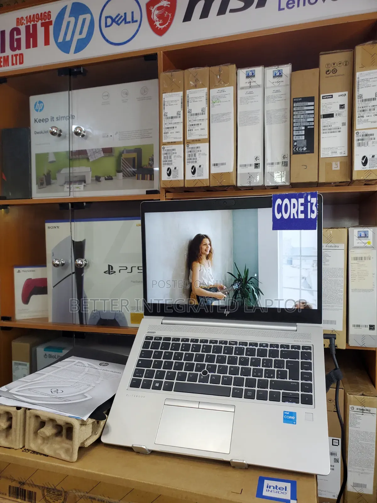 New Laptop HP EliteBook 820 G2 8GB Intel Core i3 SSD 256GB