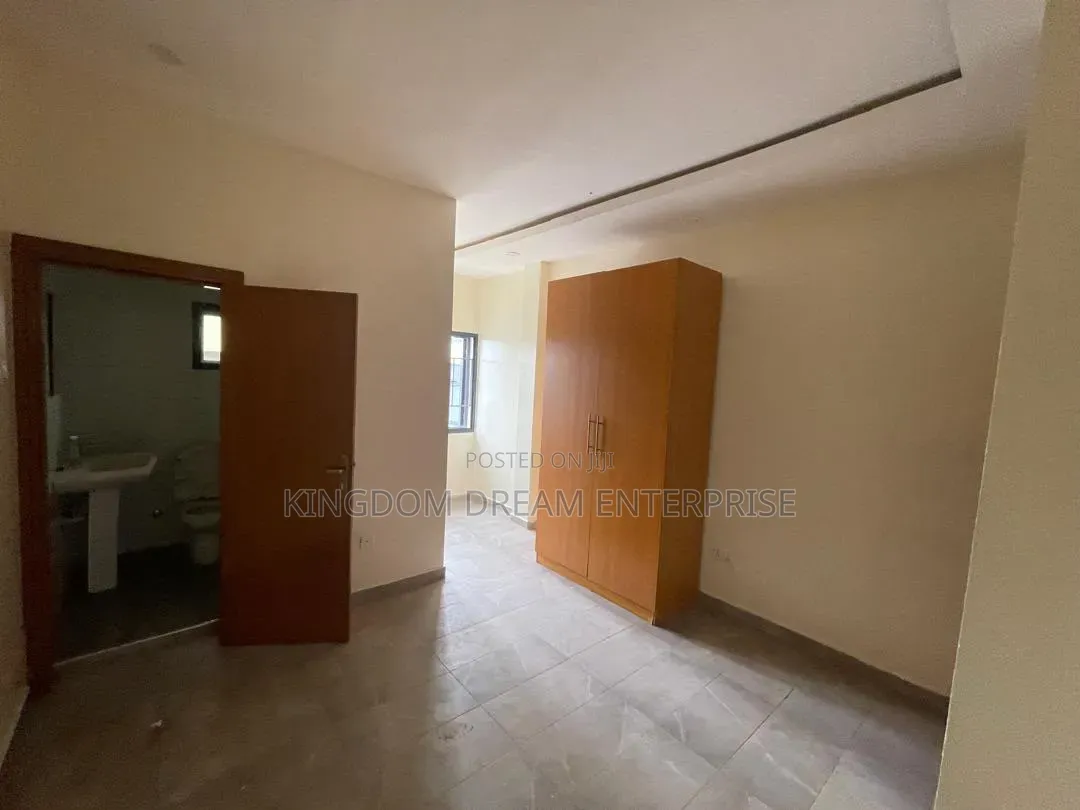 3bdrm Apartment in Urban Prime Estate, Lekki Phase 2 for rent