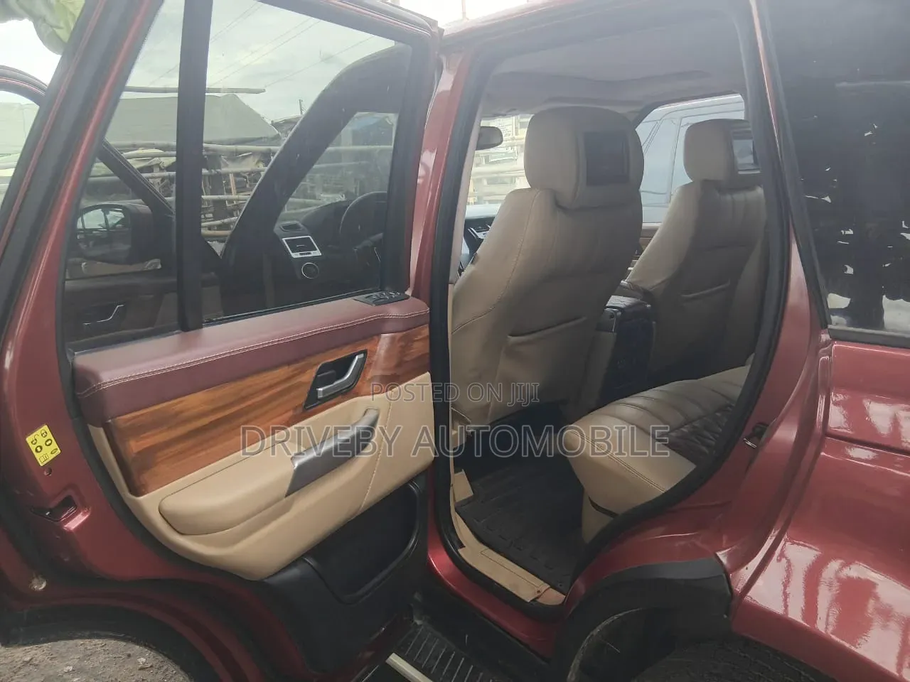Land Rover Range Rover Sport 2009 Red