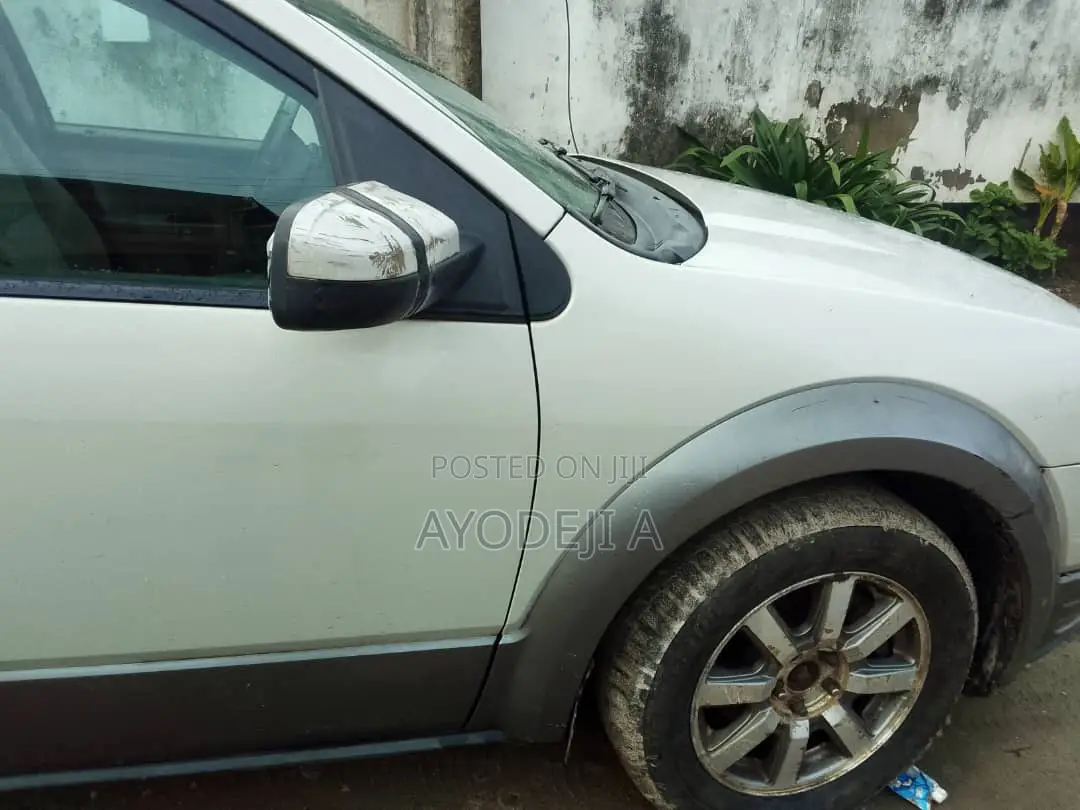 Ford Freestyle SEL FWD 2007 Beige