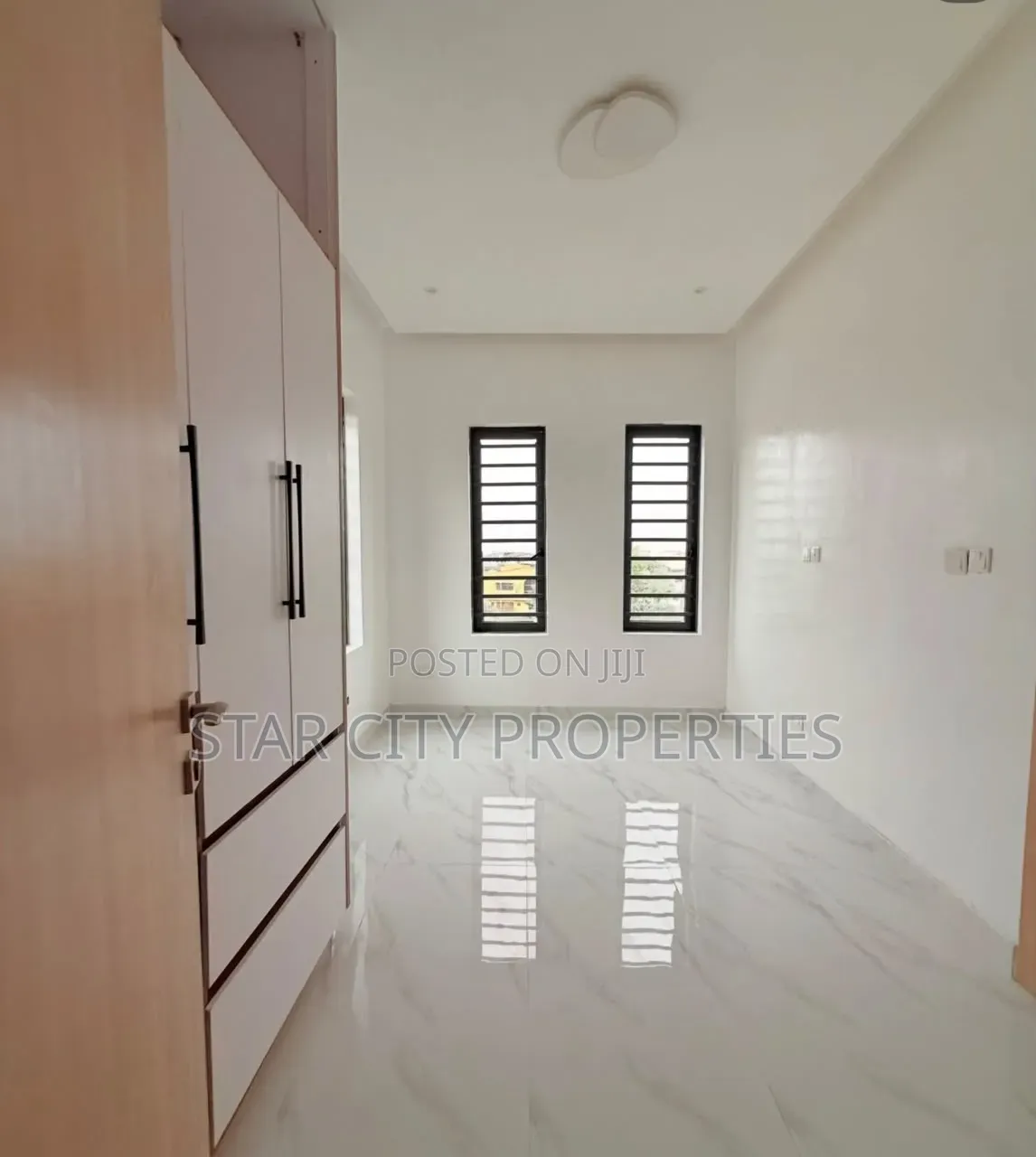 4bdrm Duplex in Omole Phase 1 for sale