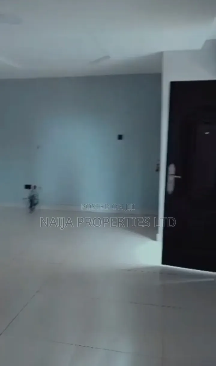 3bdrm Apartment in Orchid, Ikota for rent