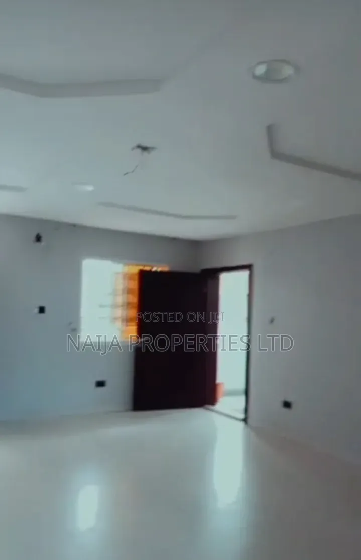 3bdrm Apartment in Orchid, Ikota for rent