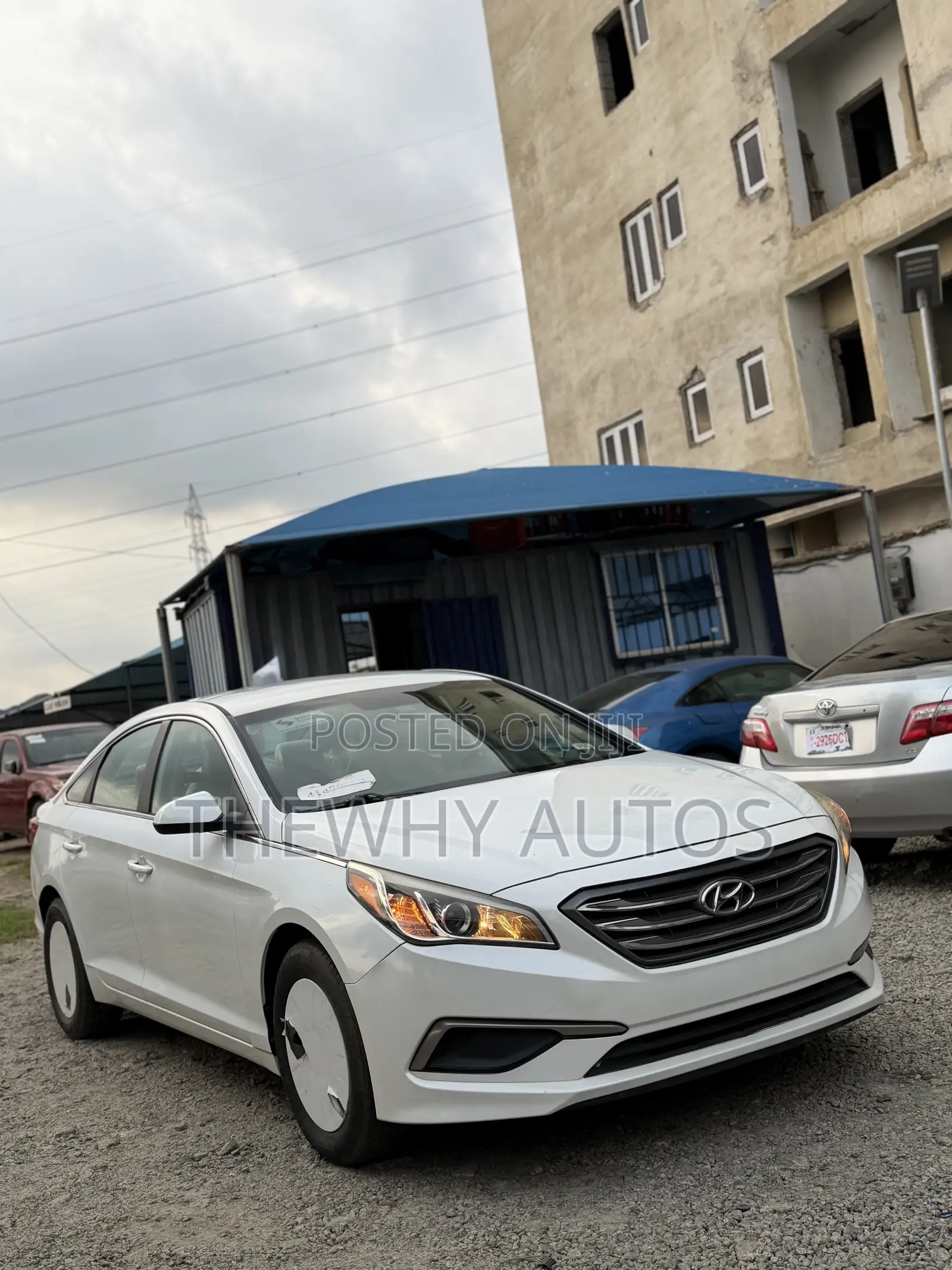 Hyundai Sonata Base Sedan FWD (2.4L 4cyl 6A) 2017 White