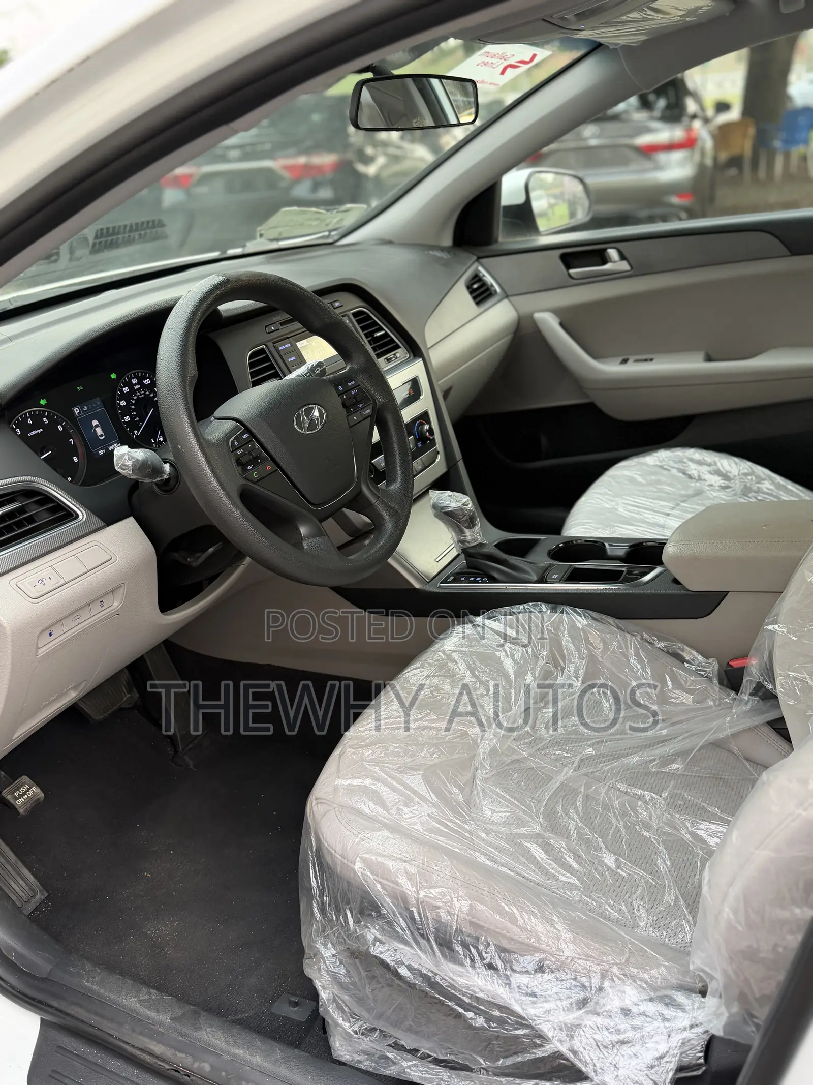 Hyundai Sonata Base Sedan FWD (2.4L 4cyl 6A) 2017 White