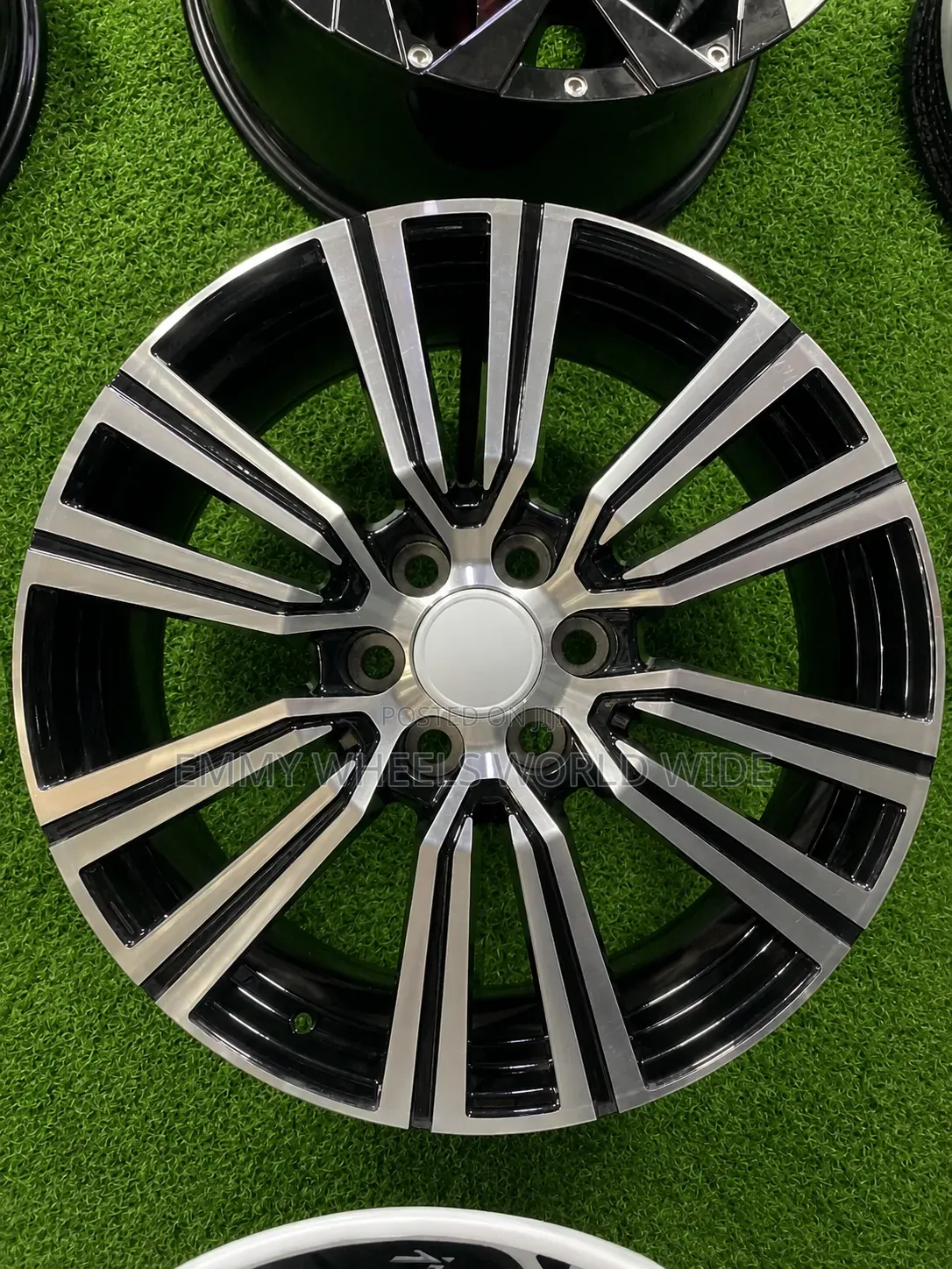 22inches for Lexus Lx600 Brand New Rim Available for 2025/26