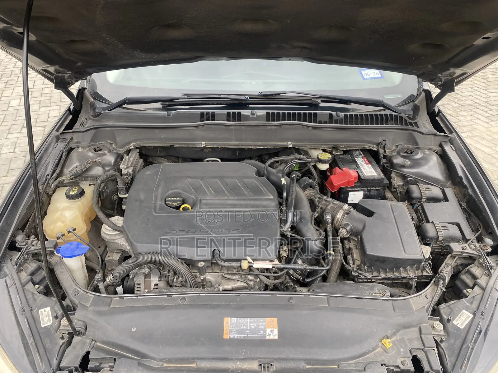Ford Fusion SE 4dr Sedan (2.5L 4cyl 6A) 2015 Gray