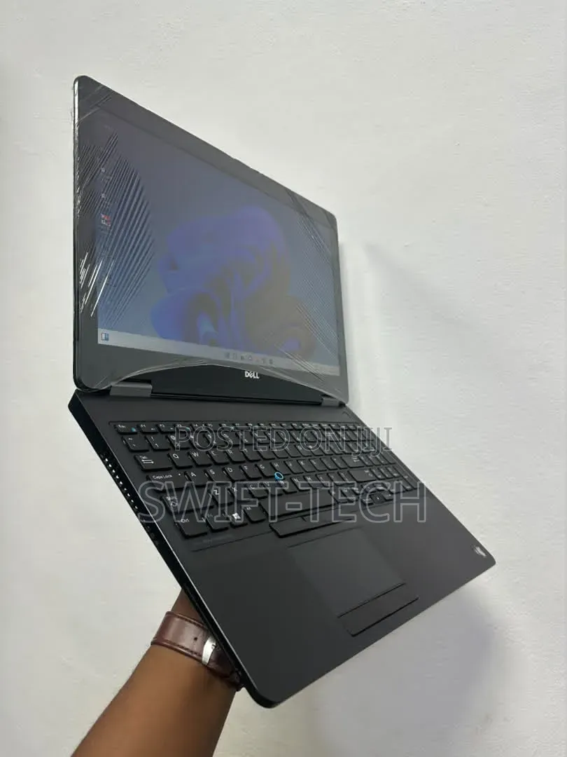 Laptop Dell Latitude E5570 8GB Intel Core i5 SSD 128GB