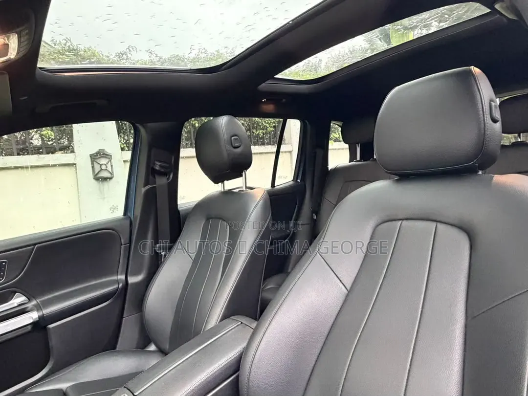 Mercedes-Benz GLB-Class 2020 Blue