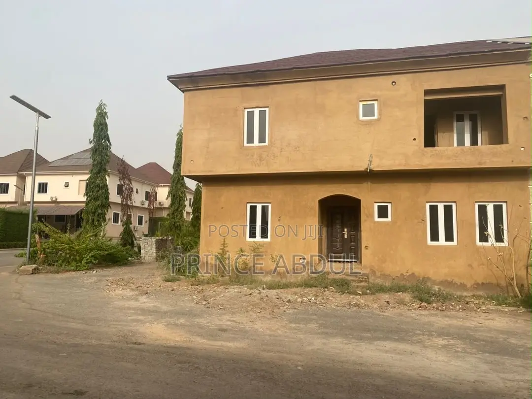 4bdrm House in Life Camp for sale