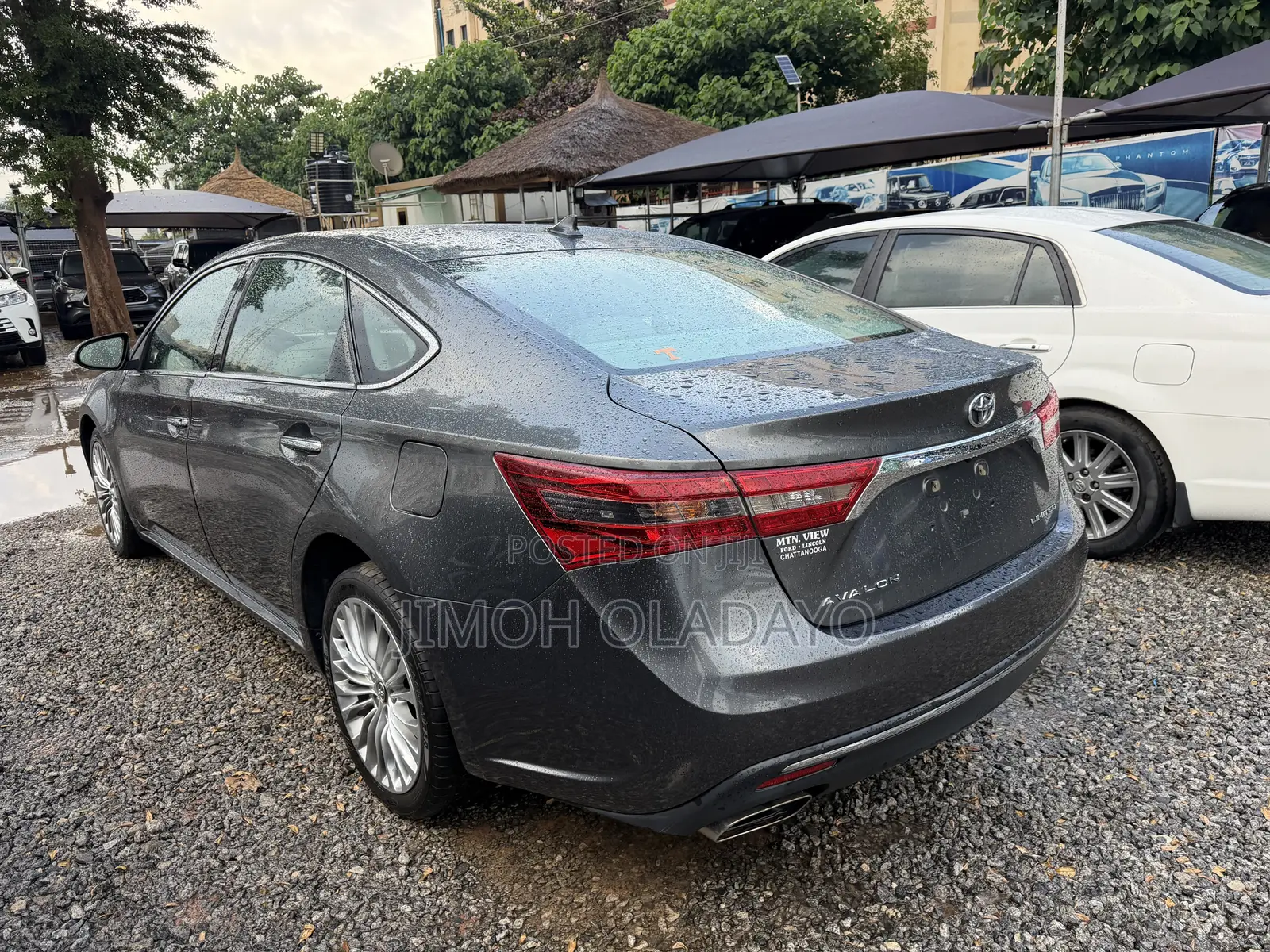 Toyota Avalon Limited Sedan FWD (3.5L 6cyl 6A) 2017 Gray