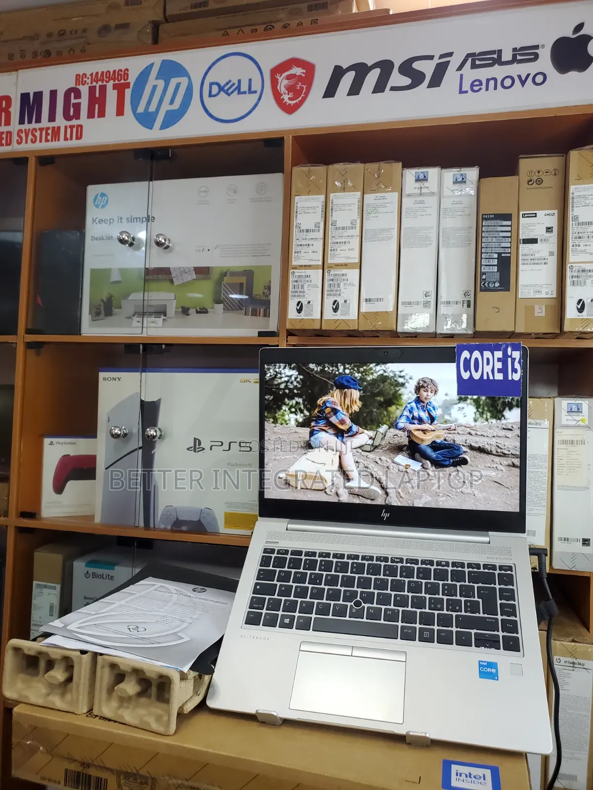 New Laptop HP EliteBook 820 G3 8GB Intel Core i3 SSD 256GB