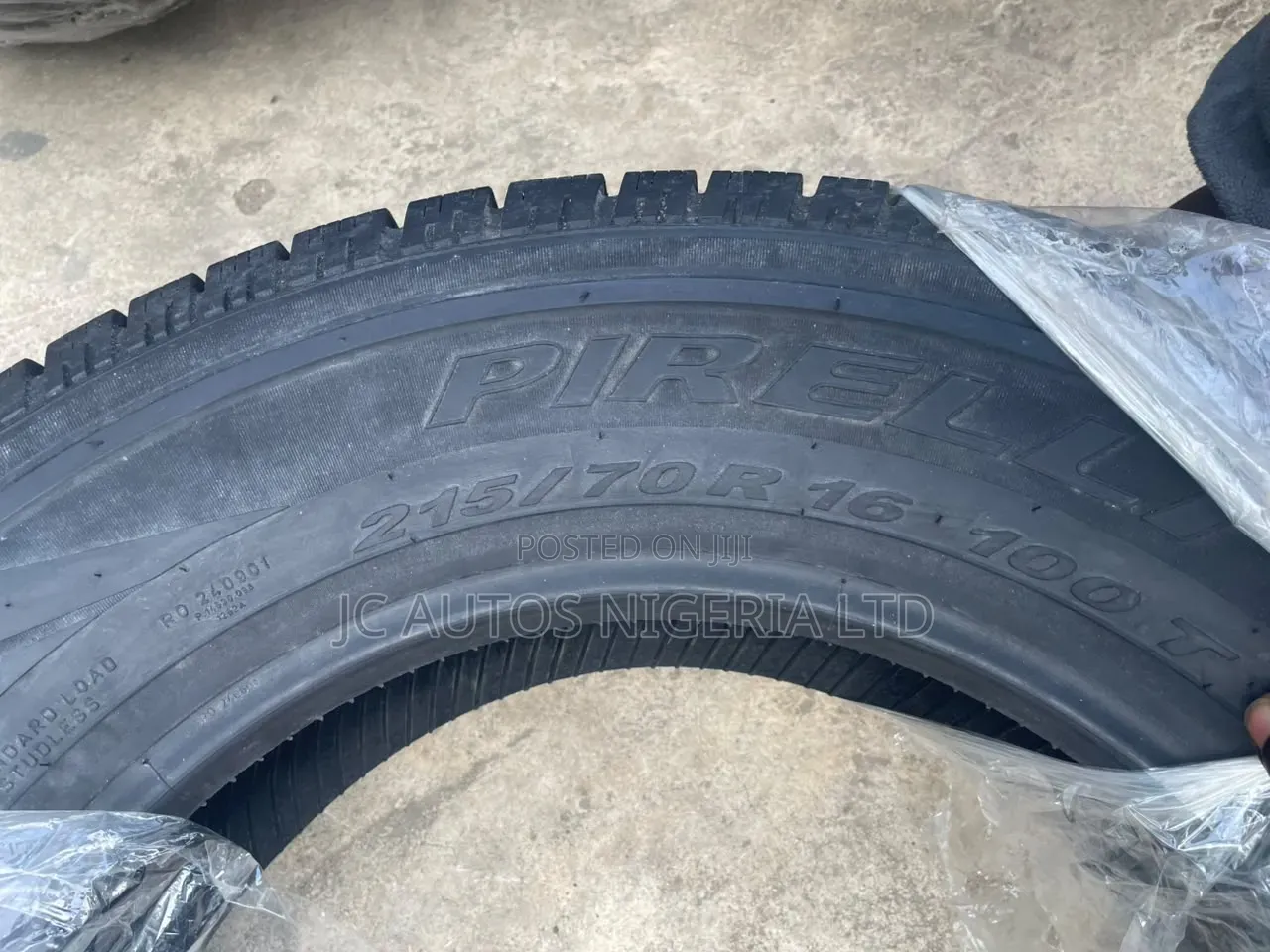 215/70r16 100T Pirreli Scorpion.
