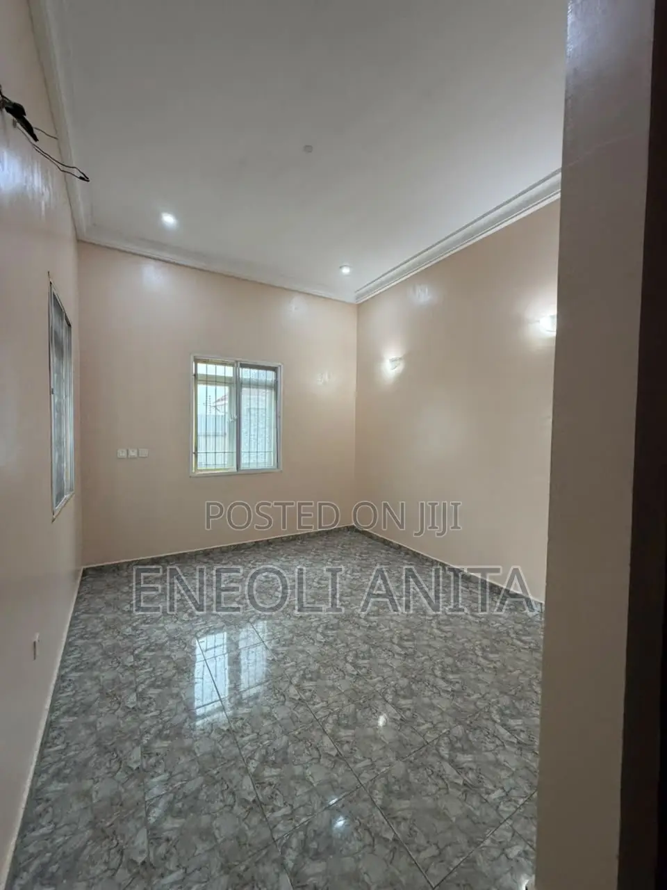 3bdrm Block of Flats in Jahi for rent