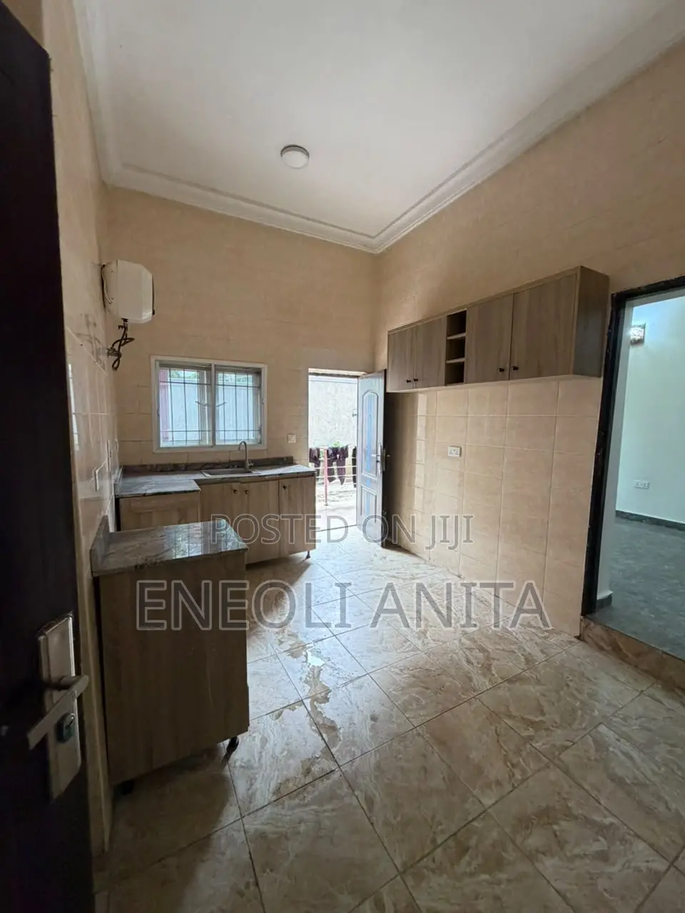 3bdrm Block of Flats in Jahi for rent
