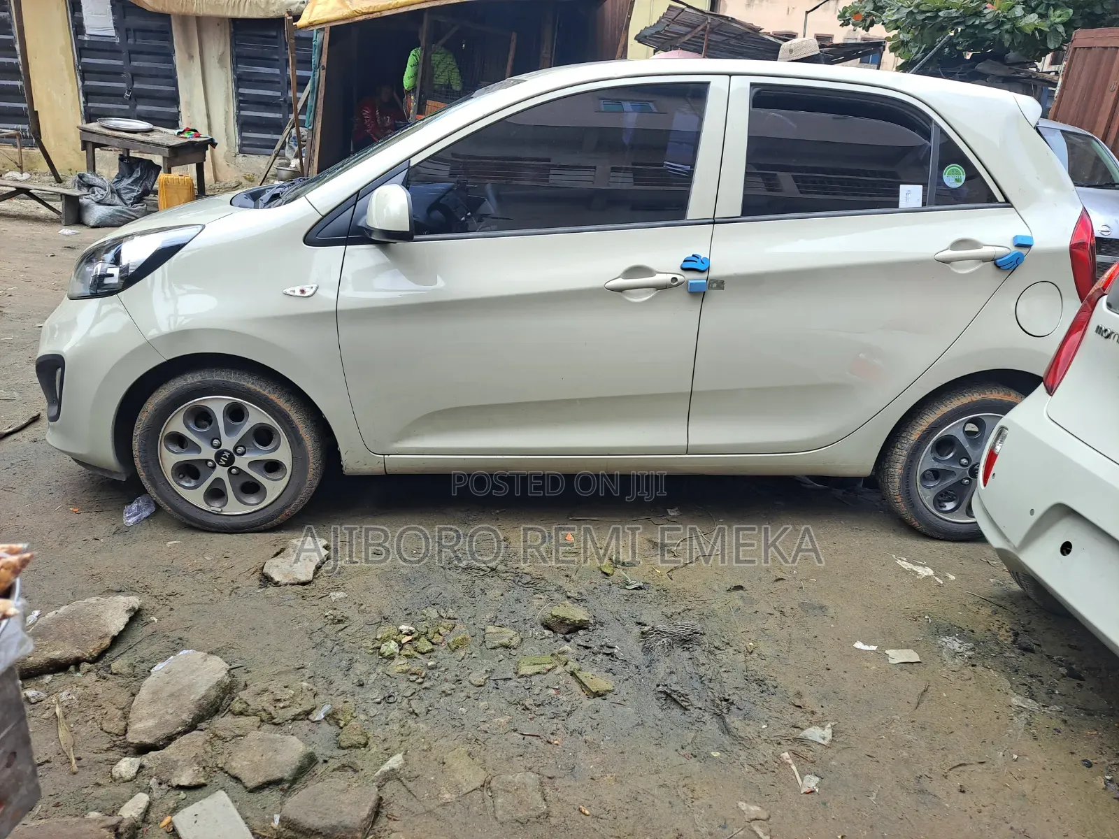 Kia Morning 2011 Off white