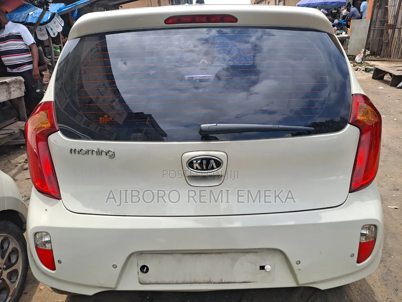 Kia Morning 2011 Off white
