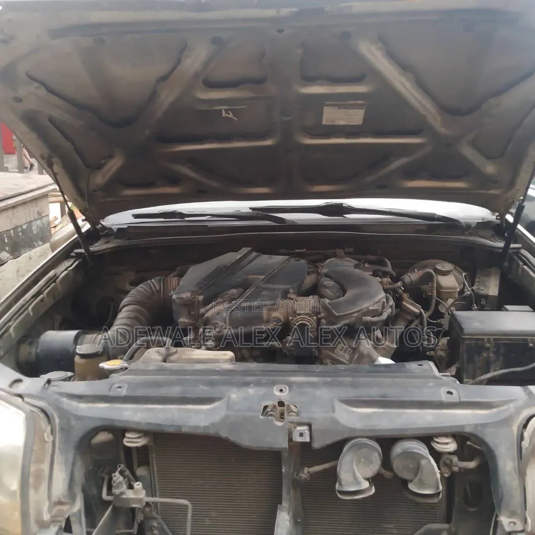 Toyota 4-Runner 2005 Gold