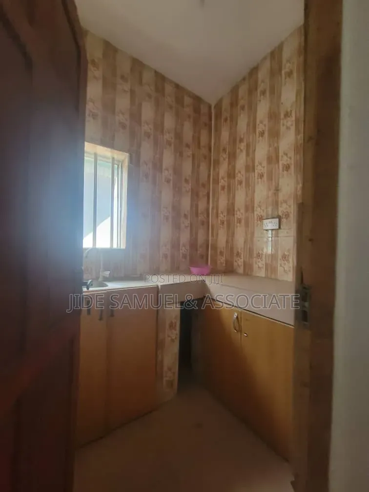 Furnished 2bdrm Block of Flats in Ayobo for rent