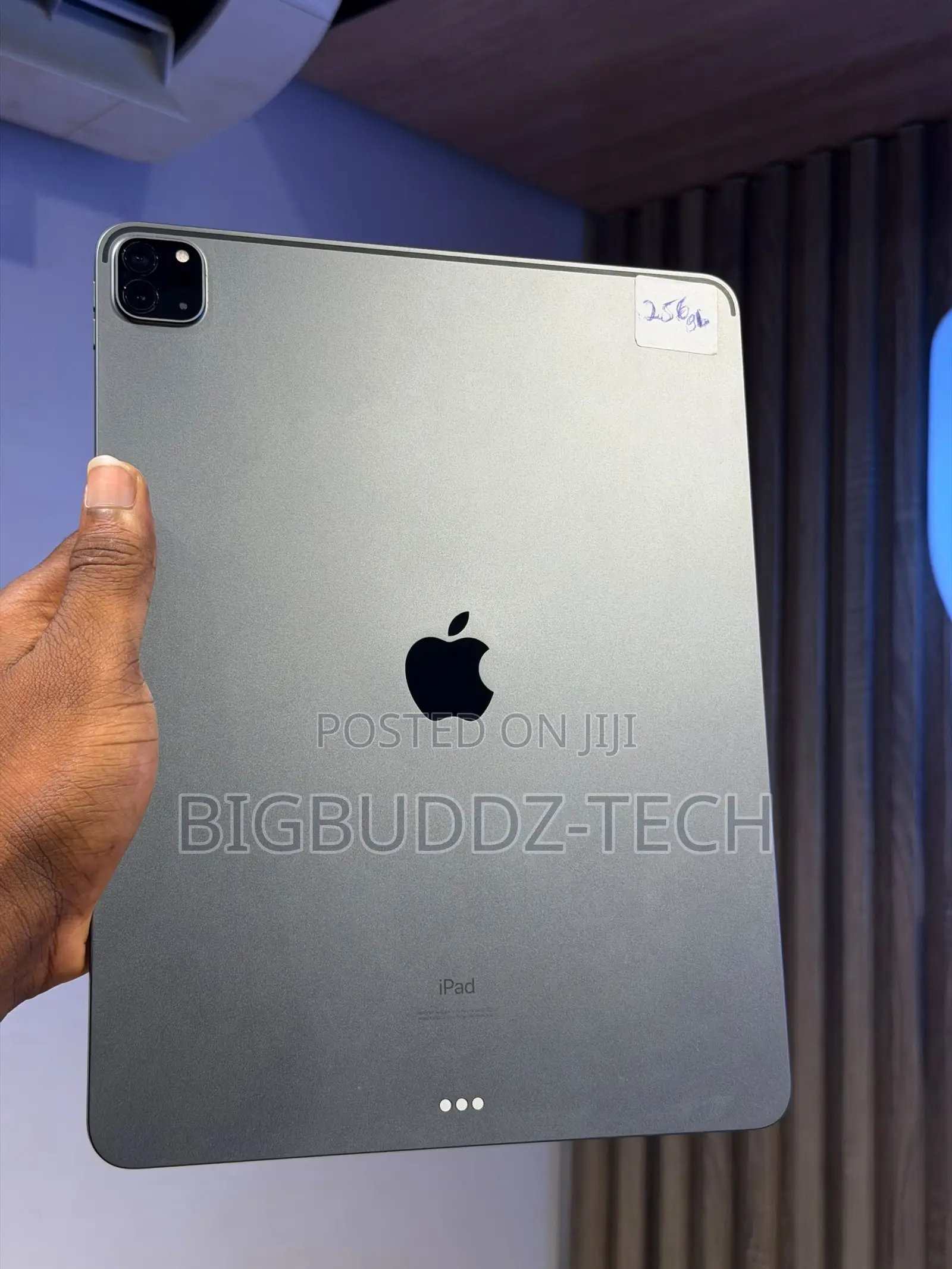 Apple iPad Pro 13 (2025) 256 GB Silver