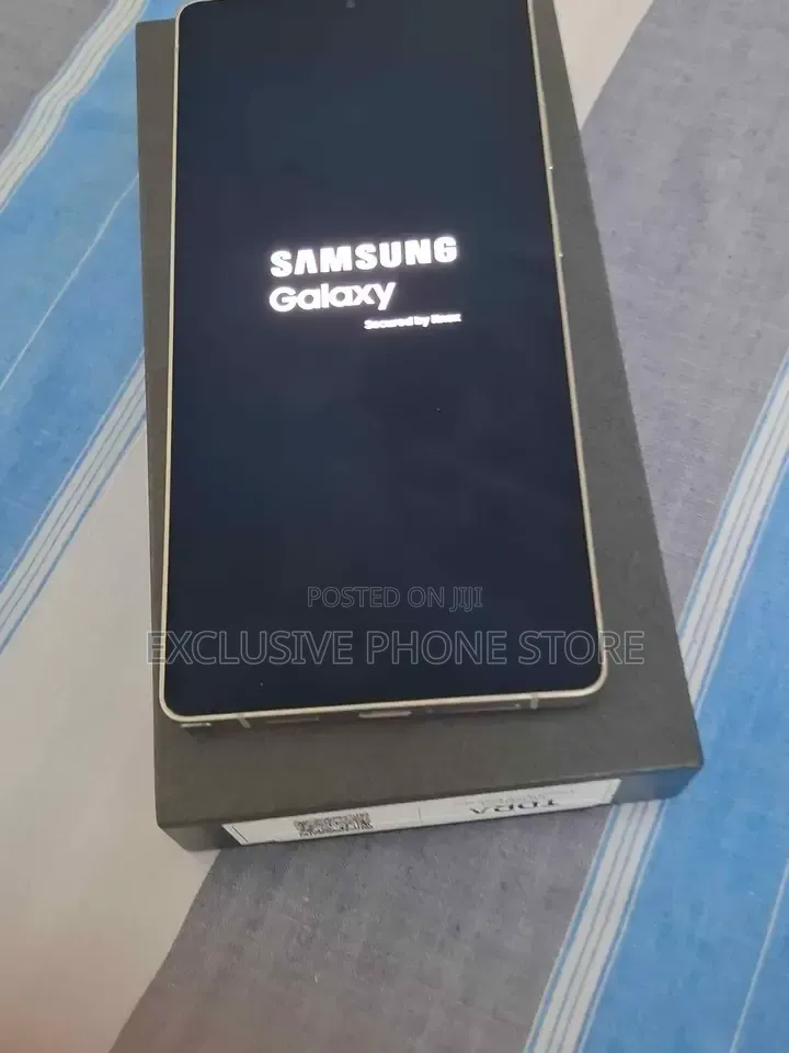 New Samsung Galaxy S25 Ultra 512 GB Silver