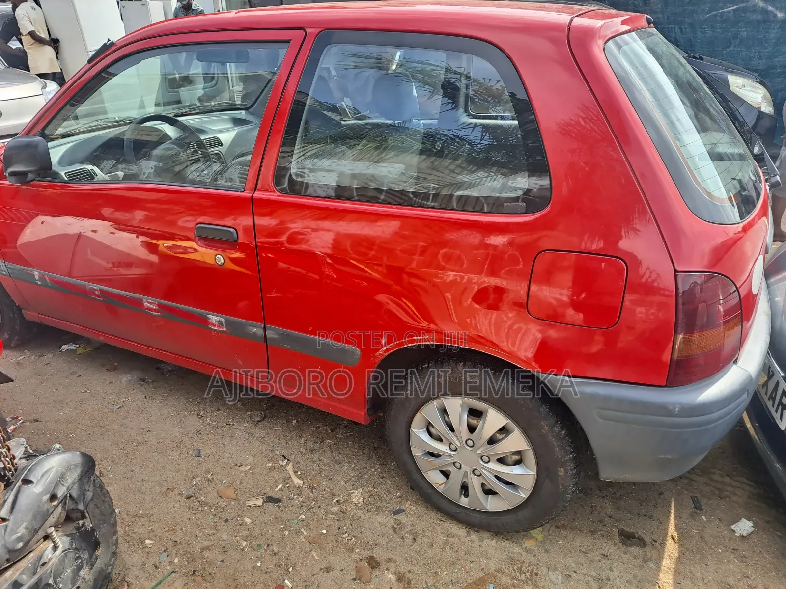 Toyota Starlet 1999 Red