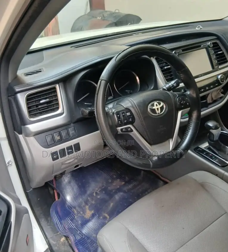 Toyota Highlander 2015 White