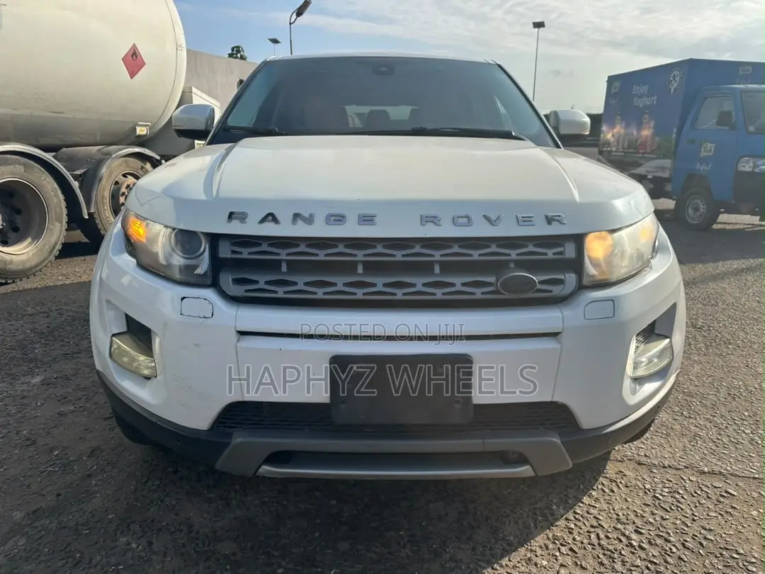 Land Rover Range Rover Evoque Pure 4x4 (2.0L 4cyl 9A) 2014 White