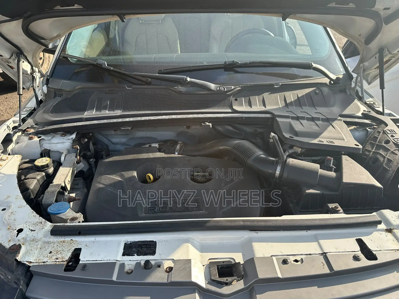 Land Rover Range Rover Evoque Pure 4x4 (2.0L 4cyl 9A) 2014 White