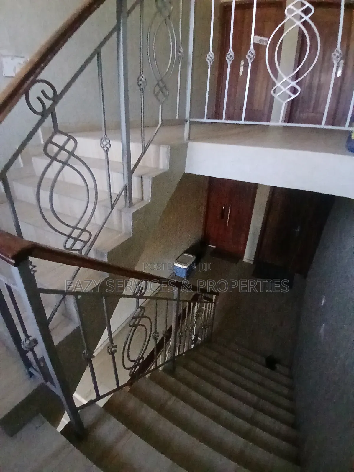3bdrm Apartment in Secured Environment, Ologolo for rent