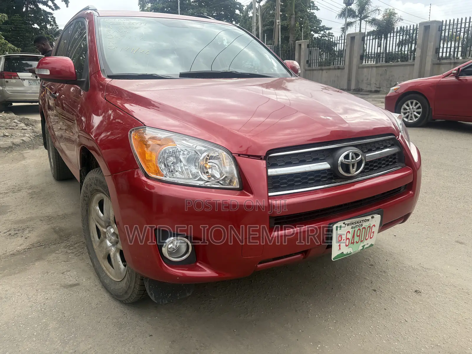 Toyota RAV4 2011 Red