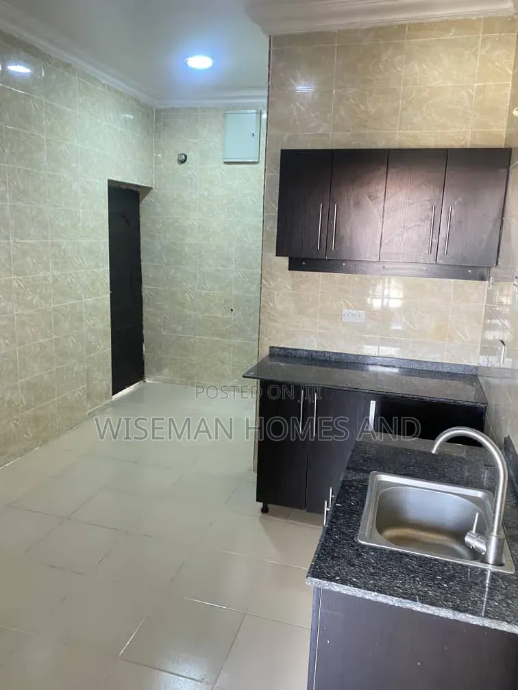 Mini Flat in Spg Ologolo Lekki for rent