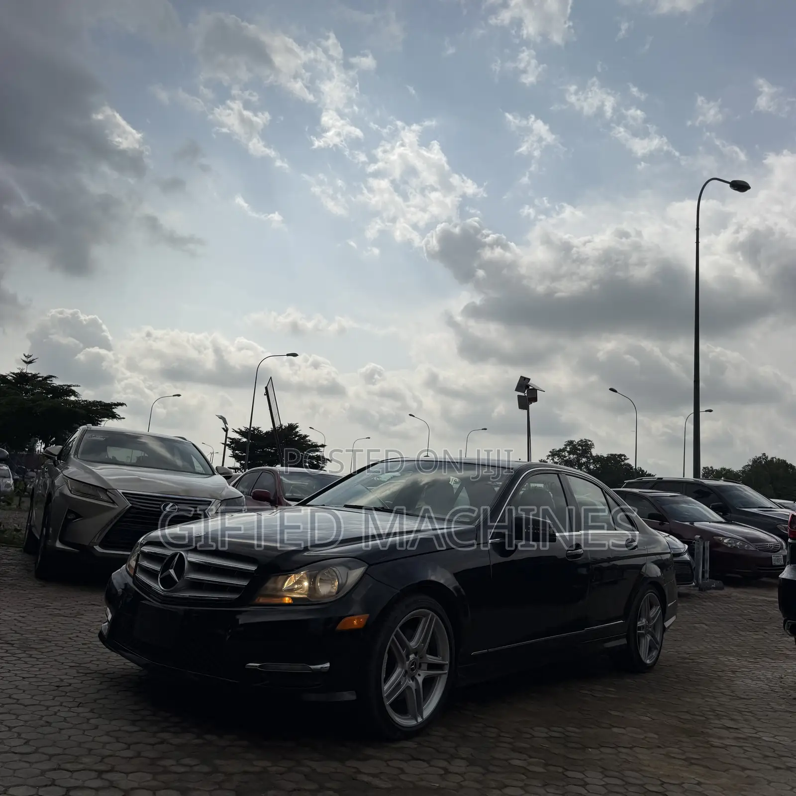 Mercedes-Benz C300 2013 Black