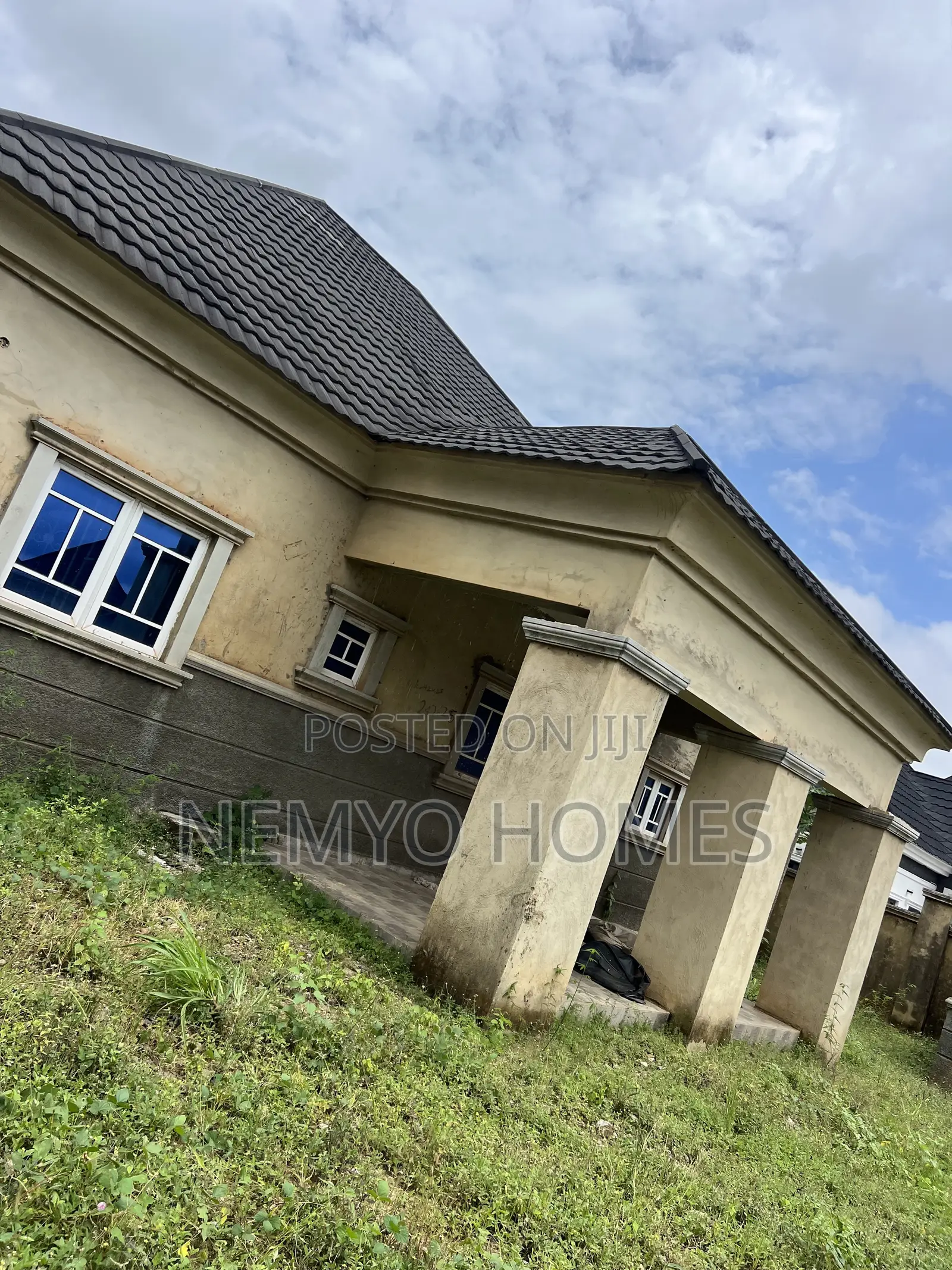 3bdrm Bungalow in Lokogoma for sale