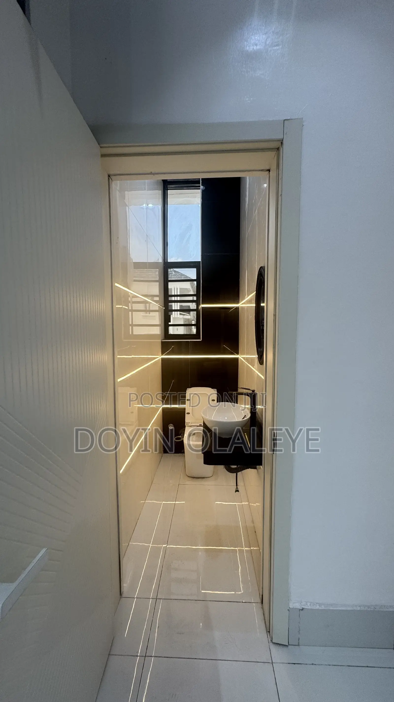 5bdrm Duplex in Ado / Ajah for sale