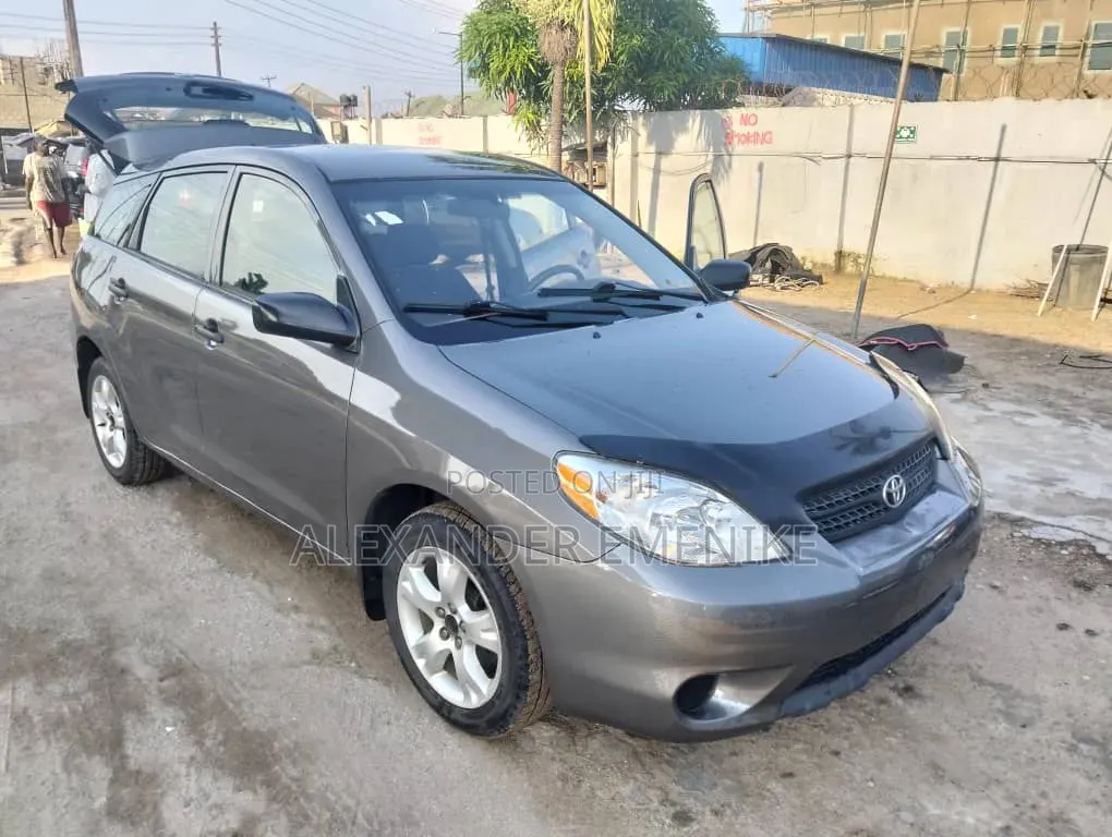 Toyota Matrix 2007 Gray
