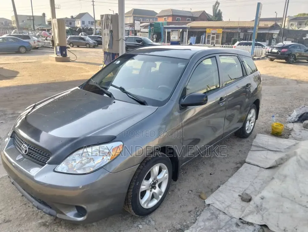 Toyota Matrix 2007 Gray