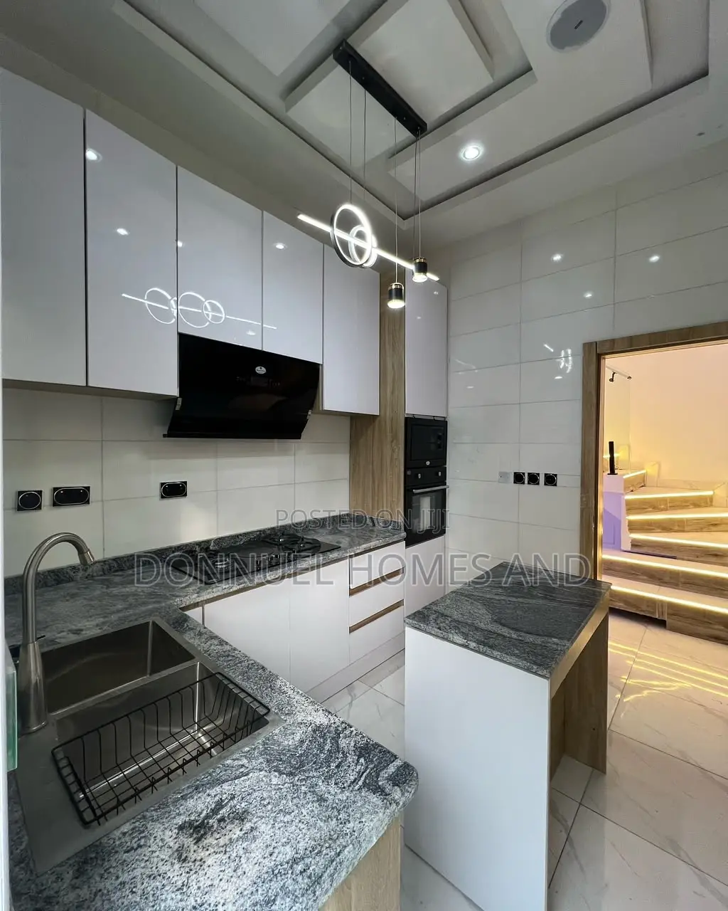 4bdrm Duplex in Ikota for rent