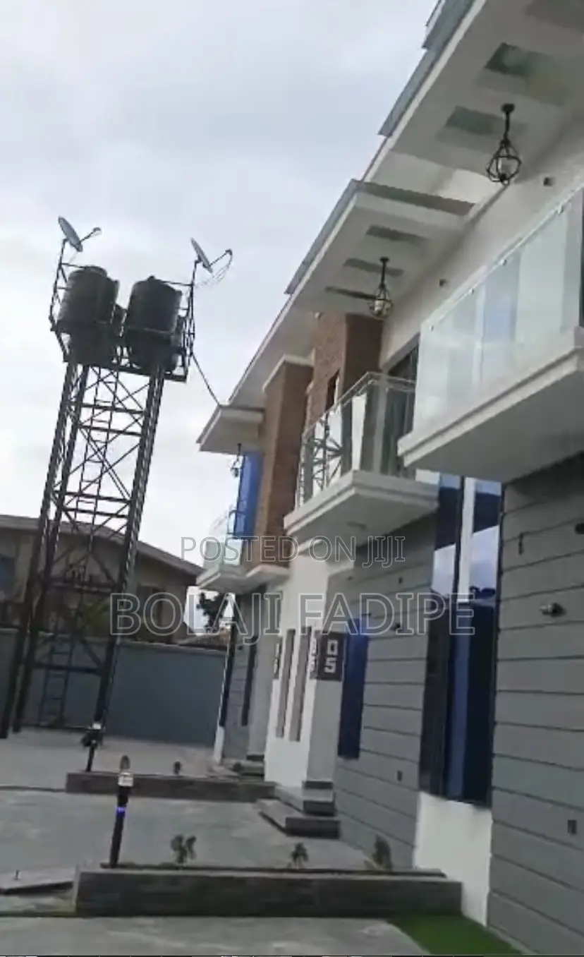 20bdrm Duplex in Olorunfemi Estate, Igando / Ikotun/Igando for sale