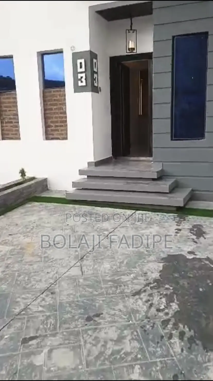 20bdrm Duplex in Olorunfemi Estate, Igando / Ikotun/Igando for sale
