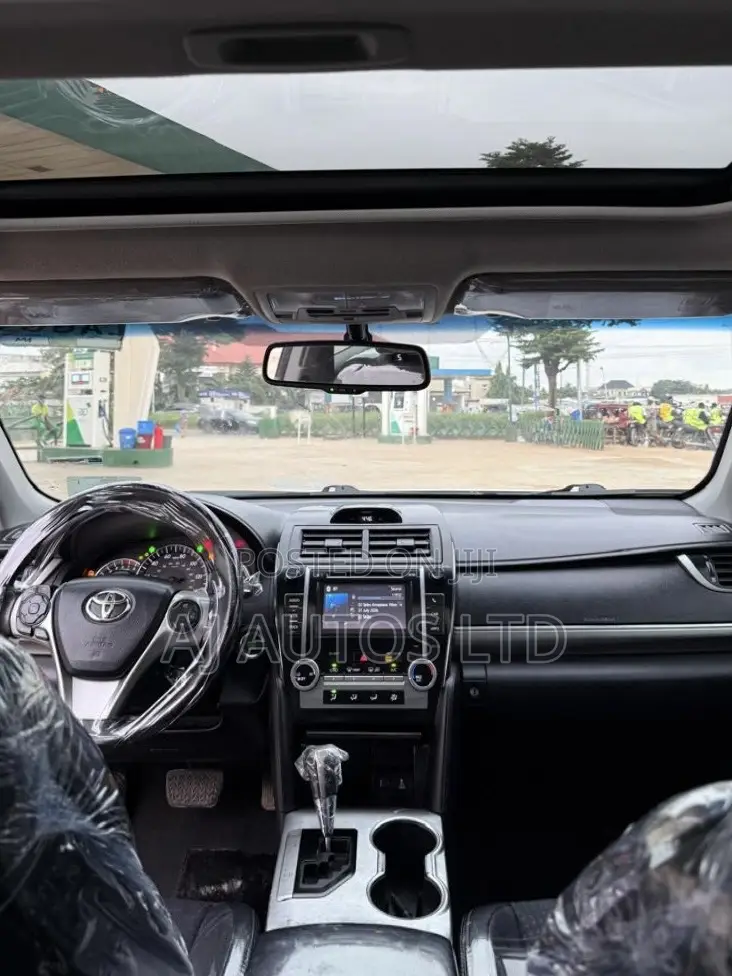 Toyota Camry 2012 White