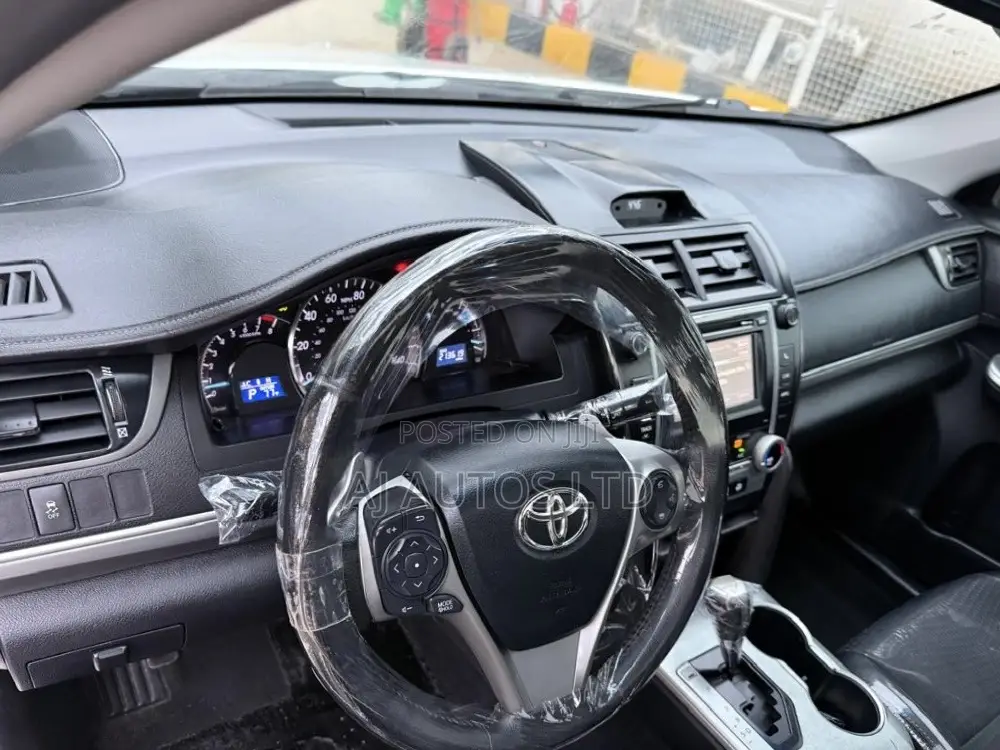 Toyota Camry 2012 White