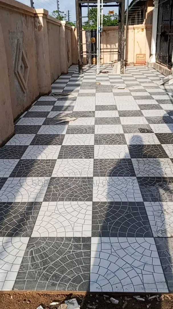 Compound Floor Tiles 60/60