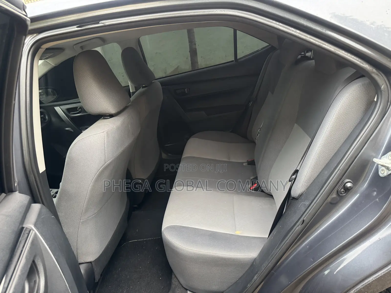 Toyota Corolla 2018 Gray