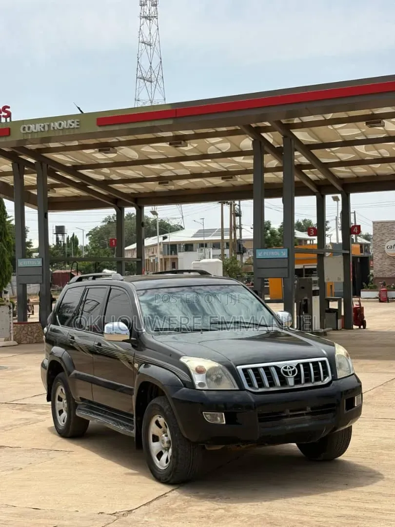 Toyota Land Cruiser Prado 2008 Black
