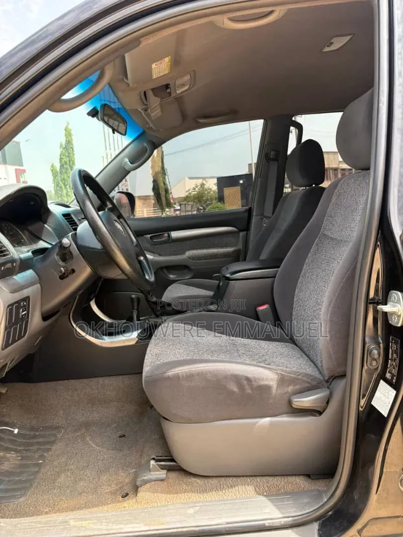 Toyota Land Cruiser Prado 2008 Black