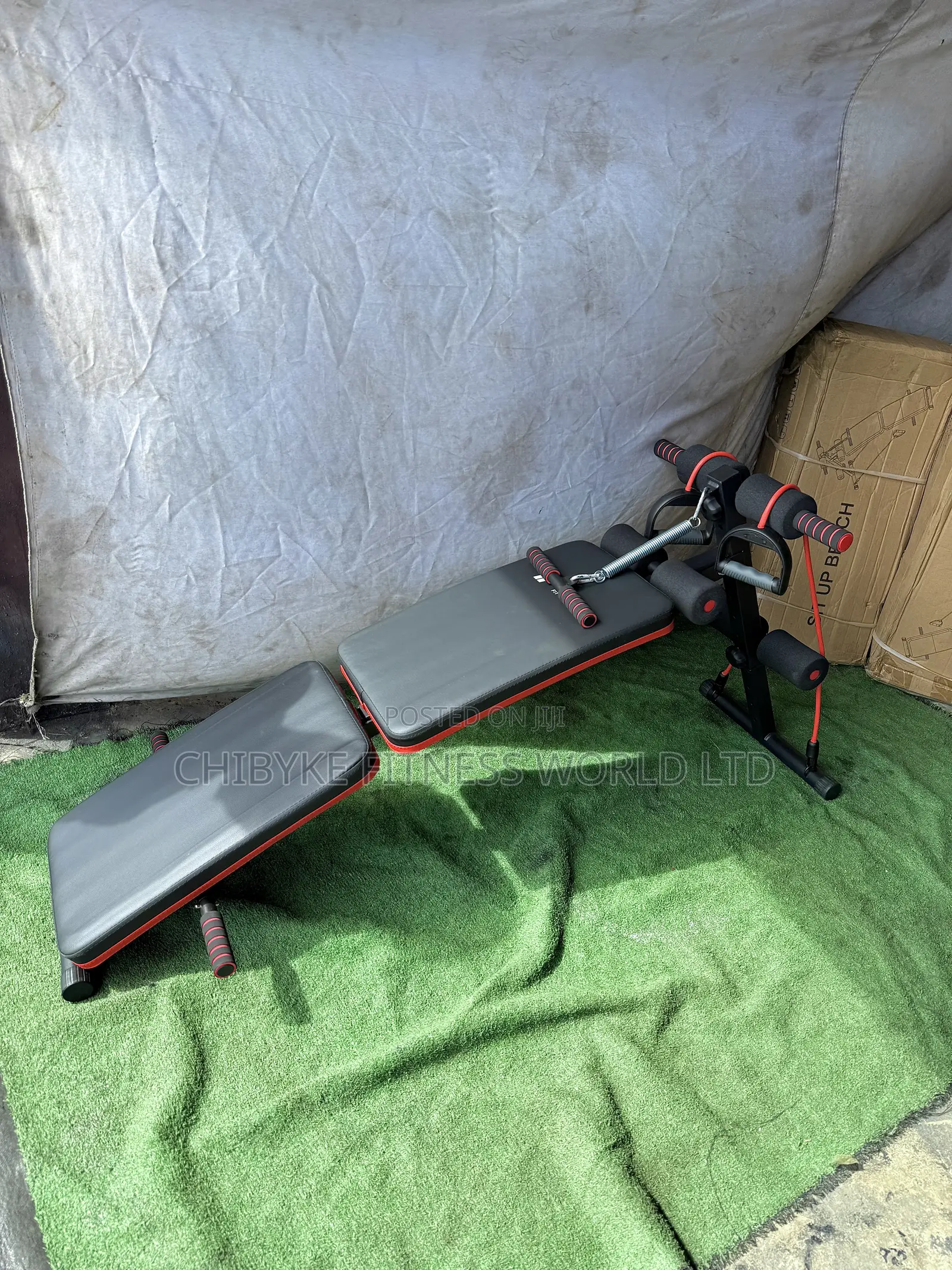 Brand New Sit Up Bench With Resistance Band