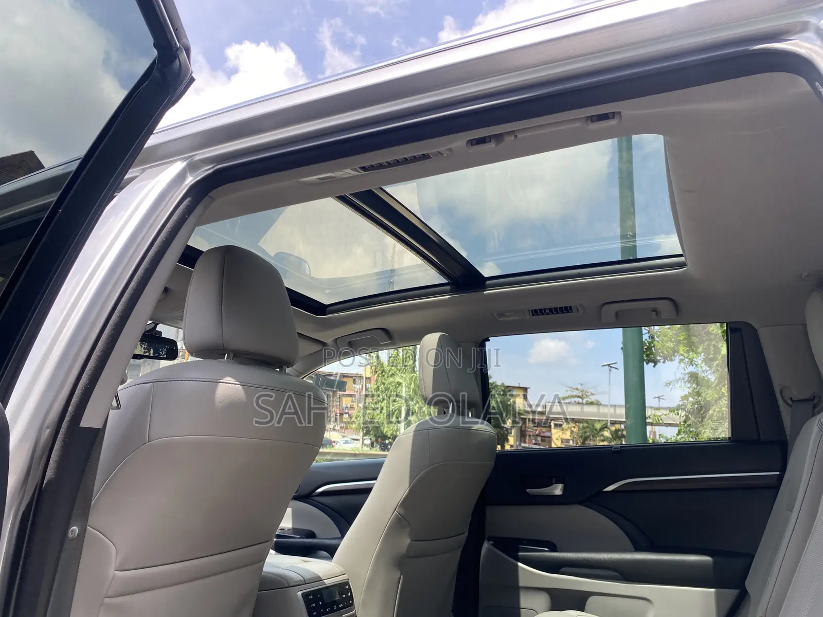 Toyota Highlander Limited 4dr SUV AWD (3.5L 6cyl 6A) 2015 Silver