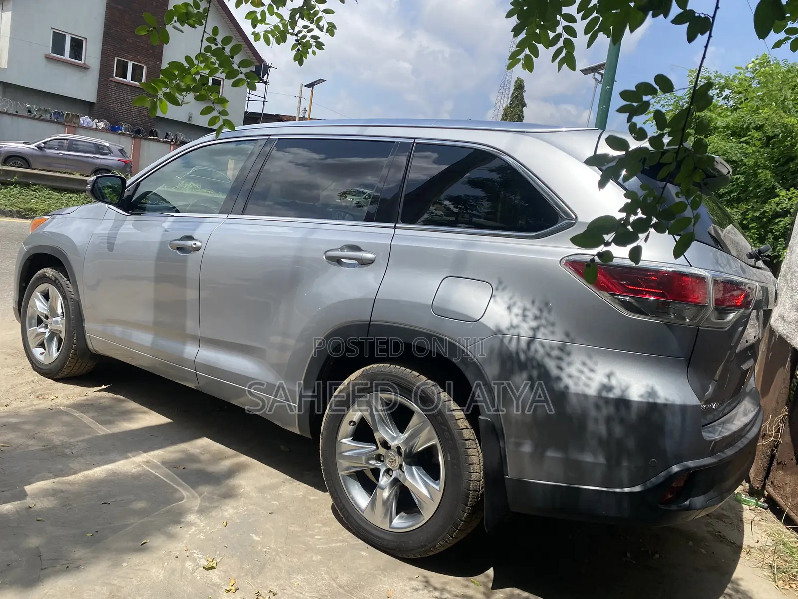 Toyota Highlander Limited 4dr SUV AWD (3.5L 6cyl 6A) 2015 Silver