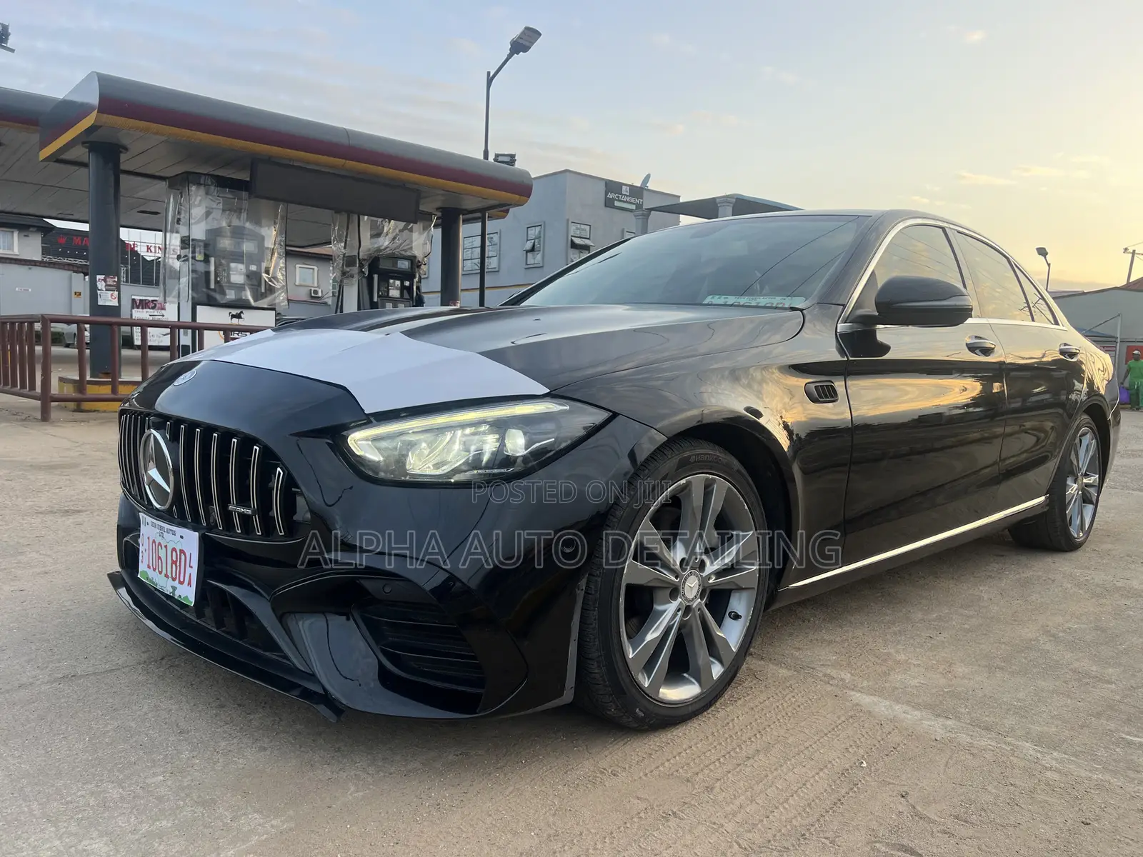 Mercedes-Benz C300 2016 Black